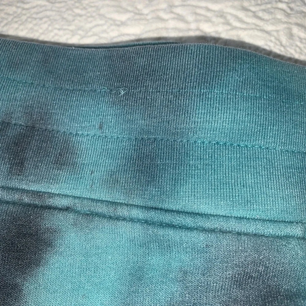 True Religion Men's Tie Dye Activewear Sweat Shorts Full Zip Hoodie Turquoise‎